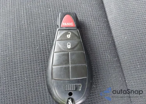 2011 Jeep Grand Cherokee Laredo из США, поврежденный, VIN 1J4RR4GG1BC561505